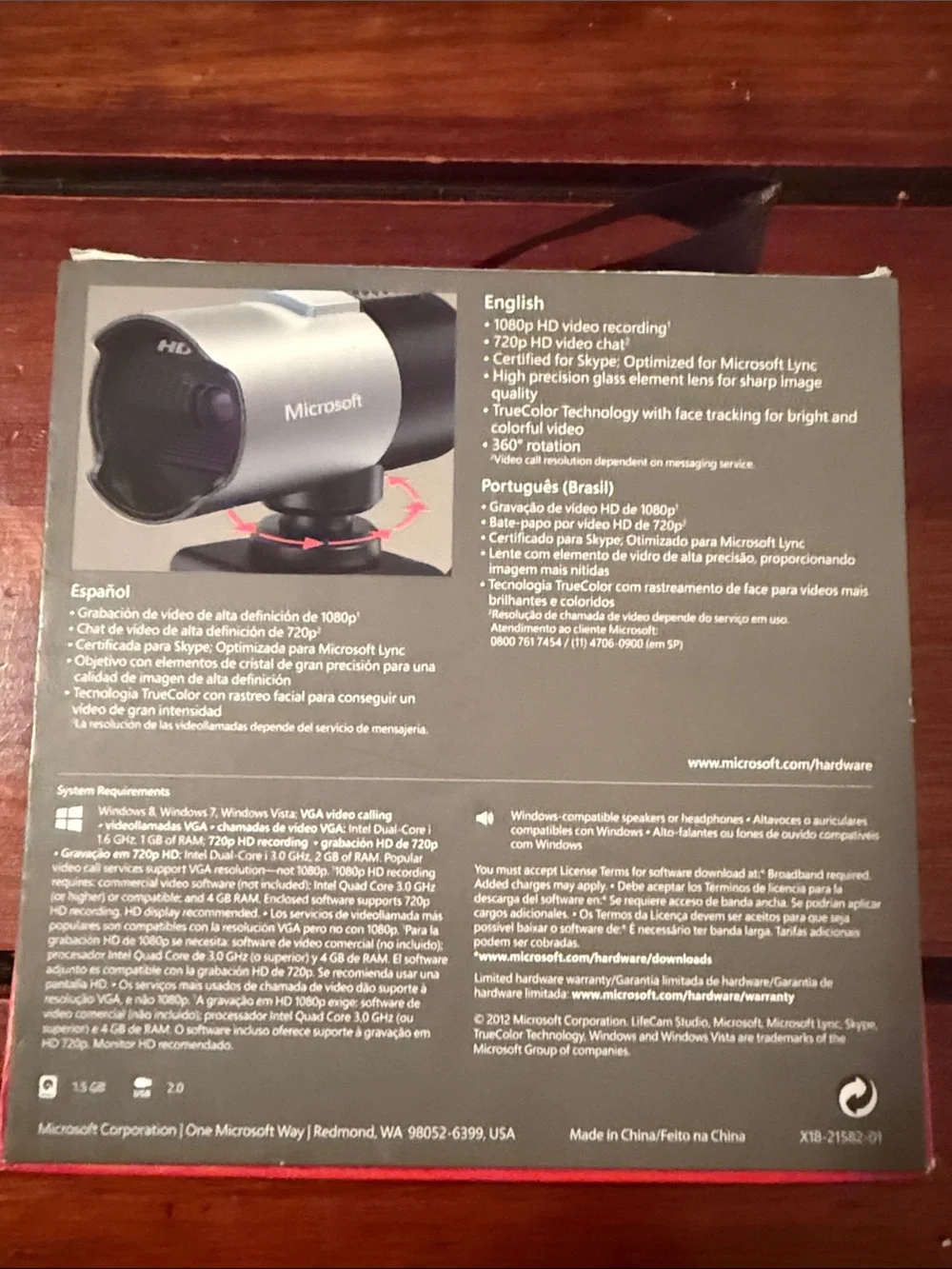 Microsoft LifeCam Studio Webcam - Silver, Black & Red Accents